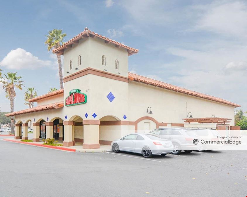 Camarillo Plaza