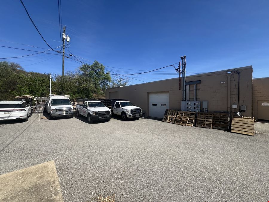 Jackson Plaza | Retail Space Available
