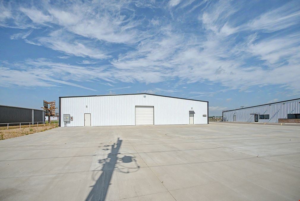 15,200 SF Shop Building Off I-55