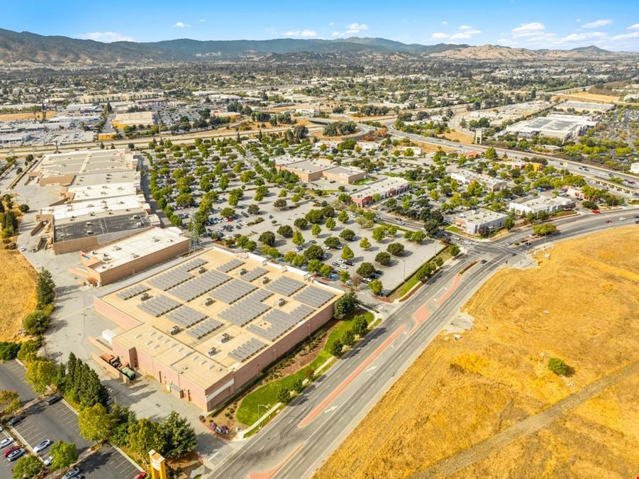 Kohl's at Gilroy Crossing 