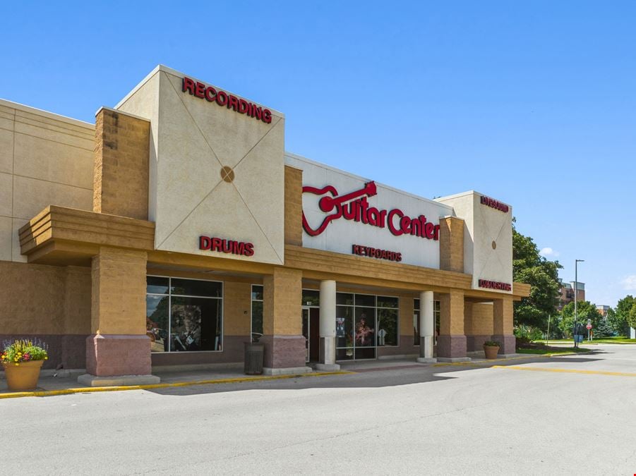 Meridian Retail Center - Guitar Center & PetSmart