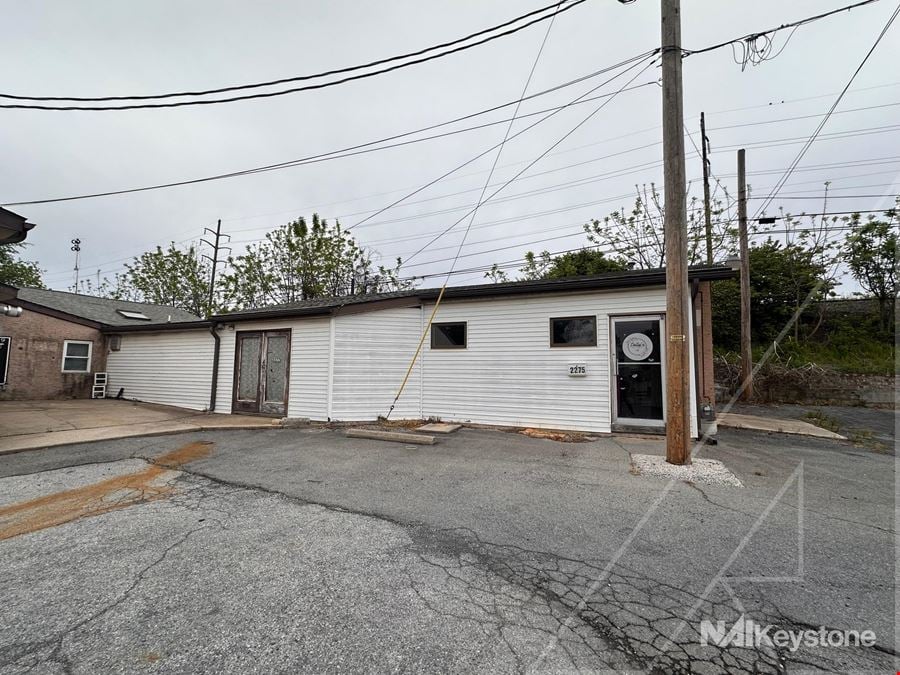 2275 Reading Ave