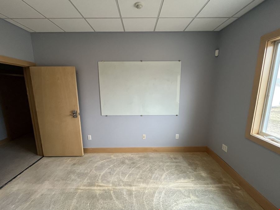 Newly Remodeled Office/Retail Space