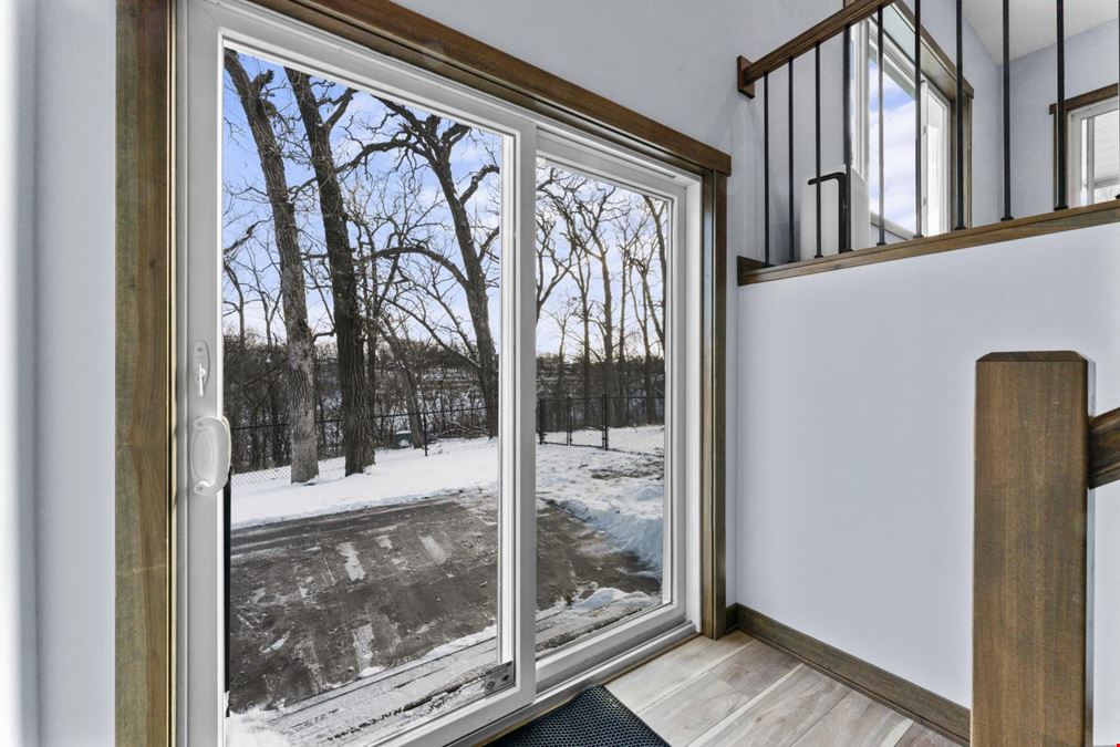 Modern Home in SW Rochester