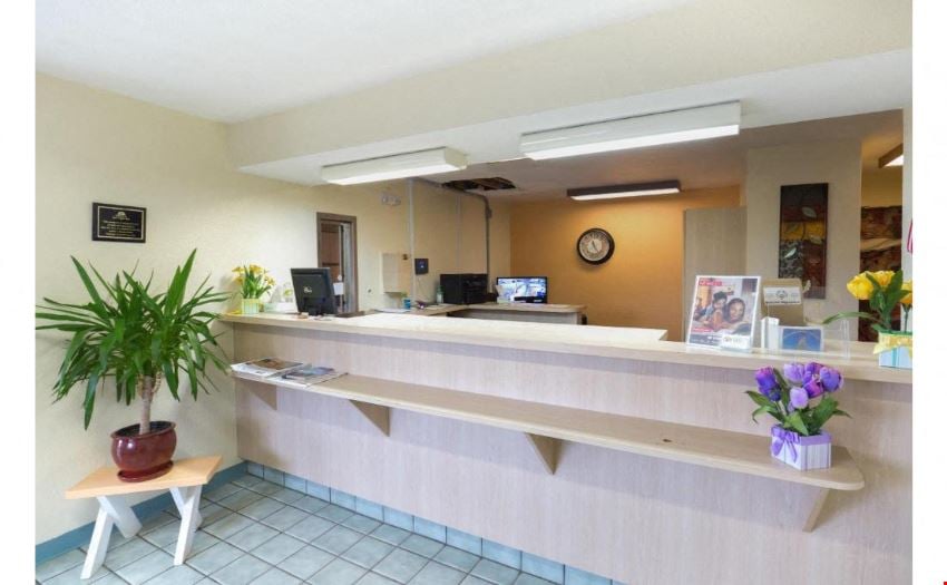 Days Inn by Wyndham
