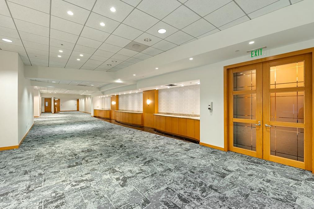 4200 Wildwood Parkway (R025)