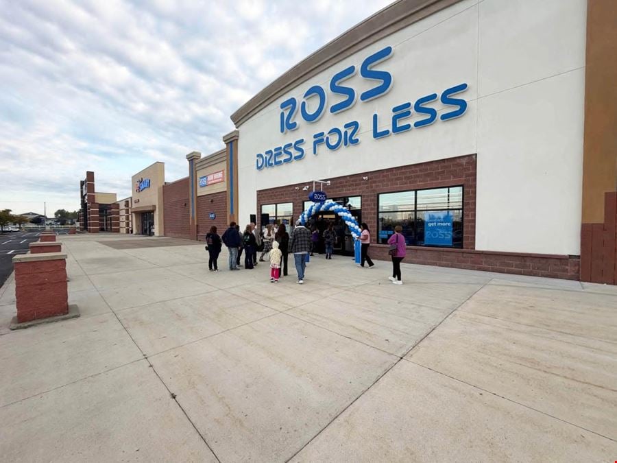 Indian Hills Plaza
