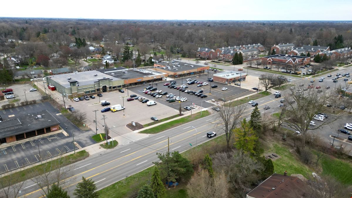 17200 Farmington Rd