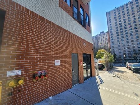 Preview of Commercial space for Rent at 550 Trinity Ave
