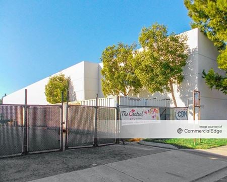 Preview of commercial space at 14321 Corporate Drive
