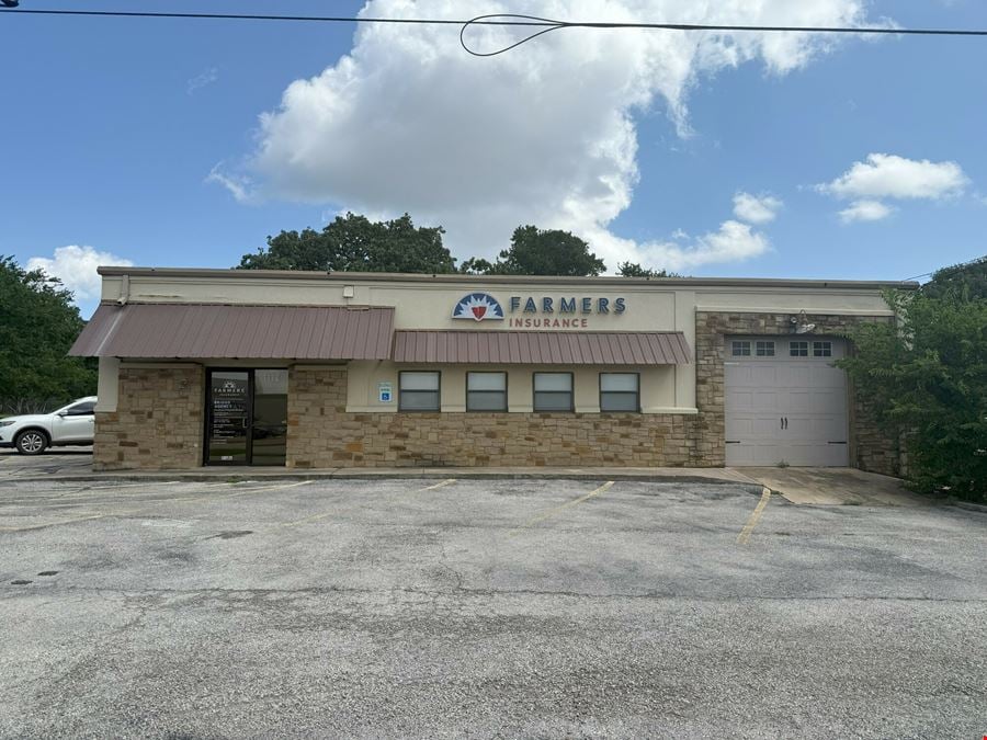 1112 W University Ave