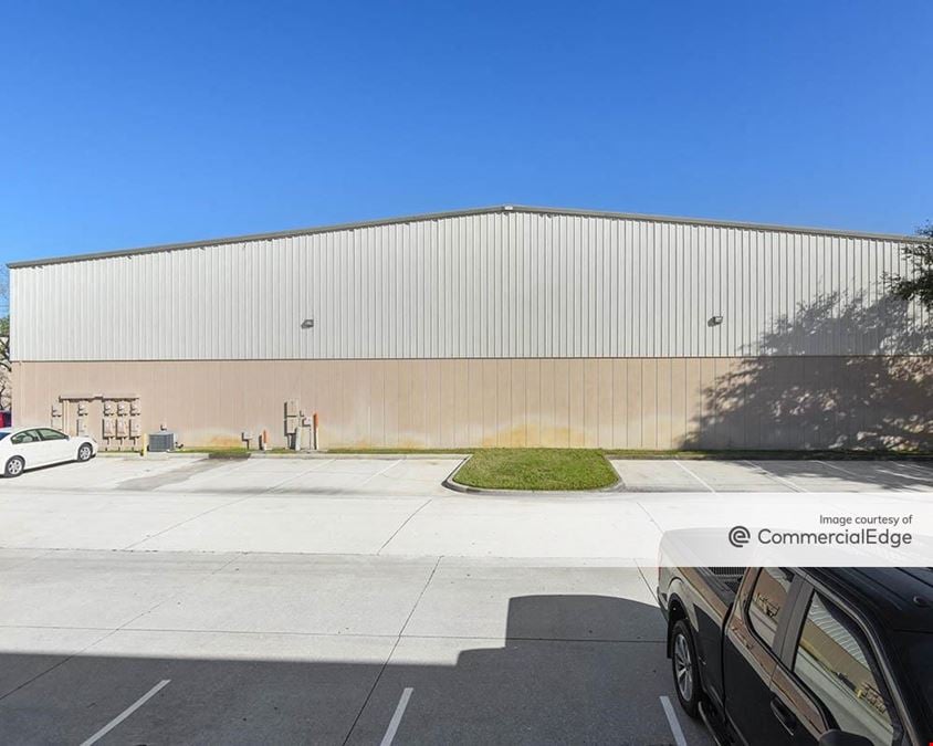 American Industrial Center - 110 Pineda Ave, 1250, 1260 American Way & 830 S Ronald Reagan Blvd