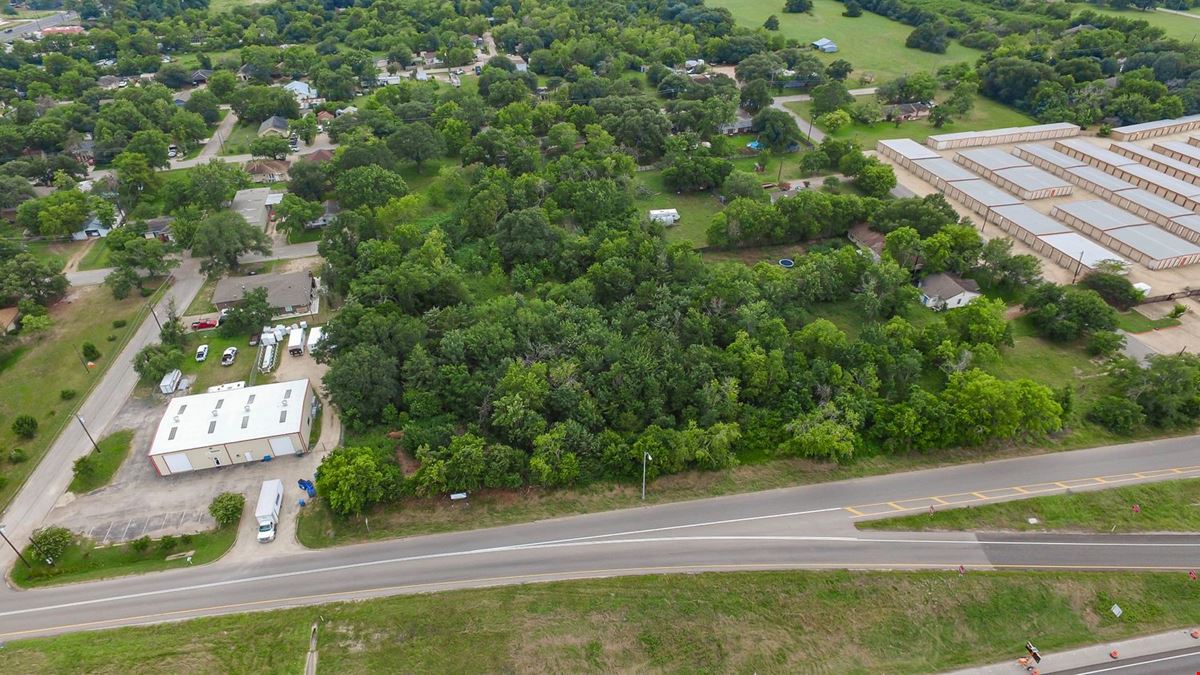 ± 2.04 Acres | N Earl Rudder Fwy