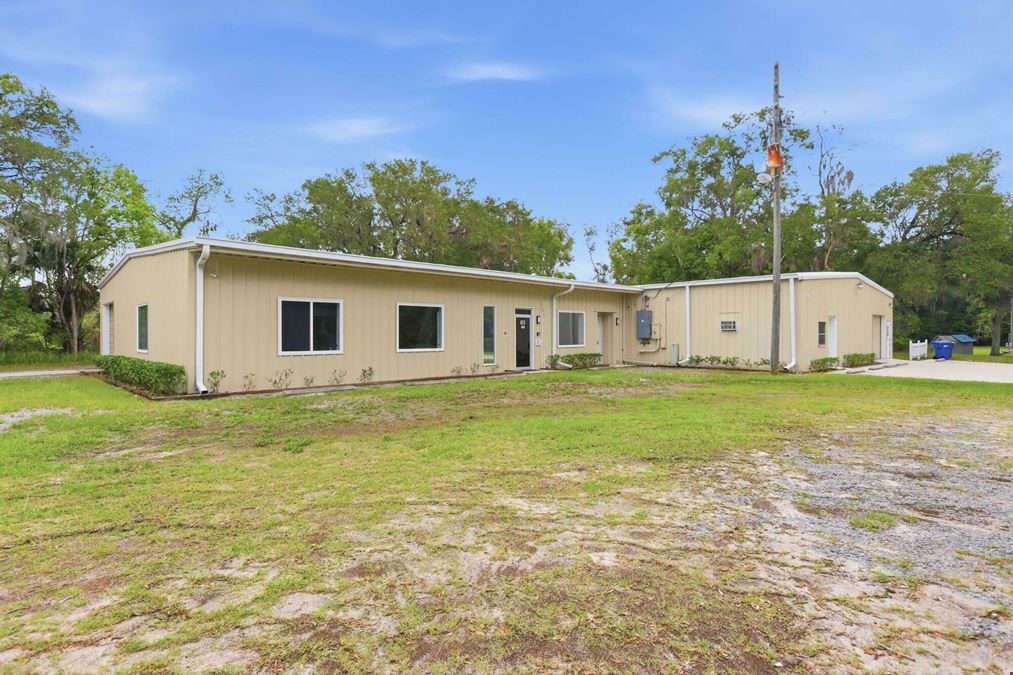 Office/Warehouse in Lake Helen
