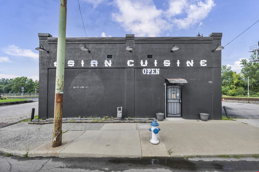 526 W Center St