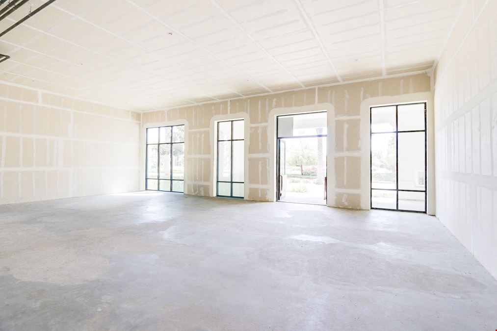 END-CAP NEWLY BUILT RETAIL | Camino Tierra Santa Nr 101 Highway