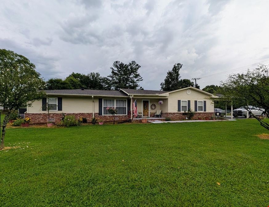 4670 Georgetown Rd NW