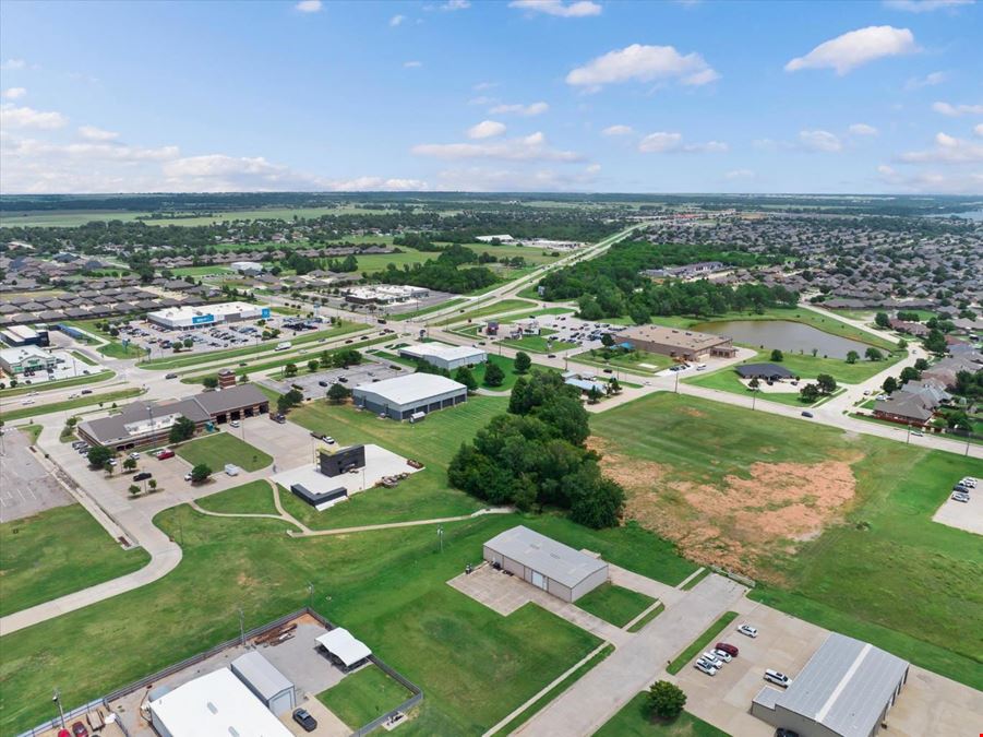 4.27 Acres | Prime Yukon Commercial Development