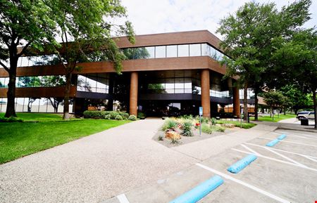Preview of Office space for Rent at 524 East Lamar Boulevard