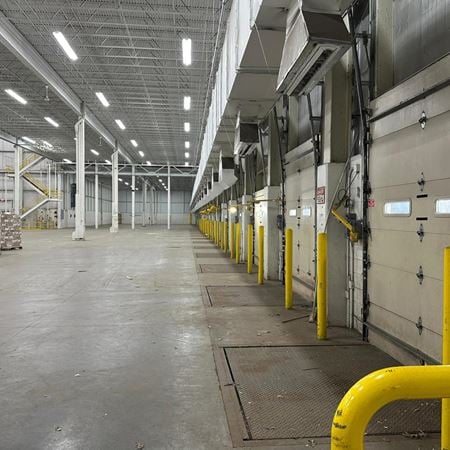 Preview of Industrial space for Rent at 100 Murray Road