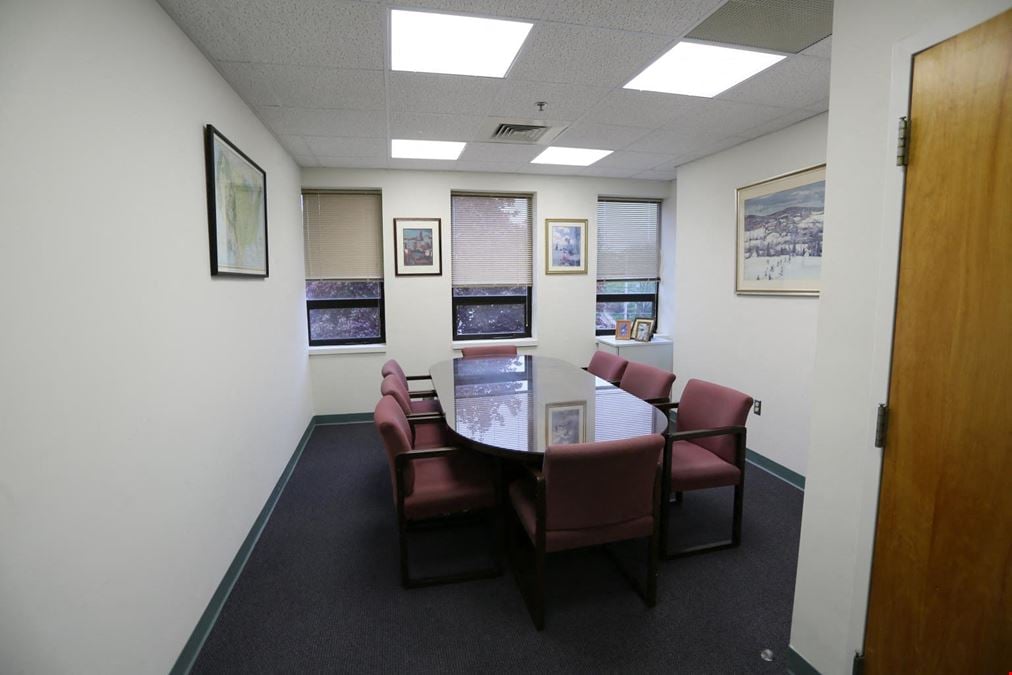 955 Main Street - Suite 305