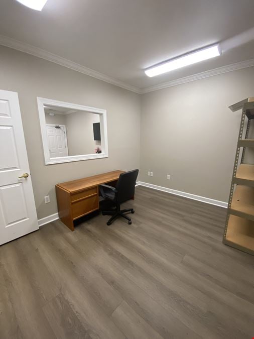527 Keisler Dr Ste 102