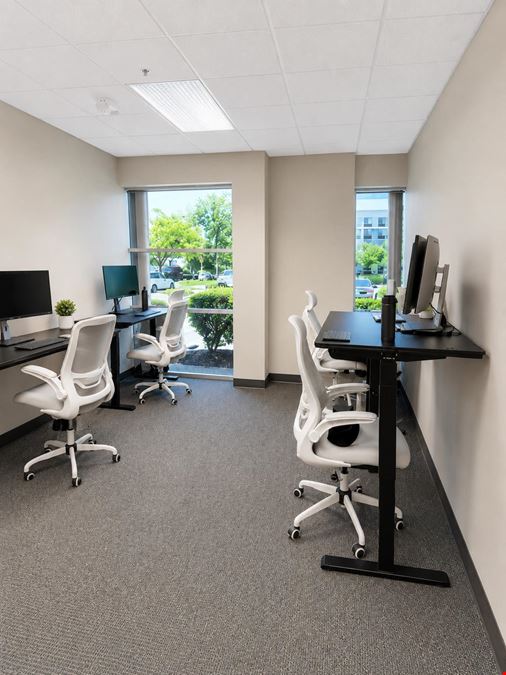 Office Suites For Lease - Briarwood Area / Ann Arbor