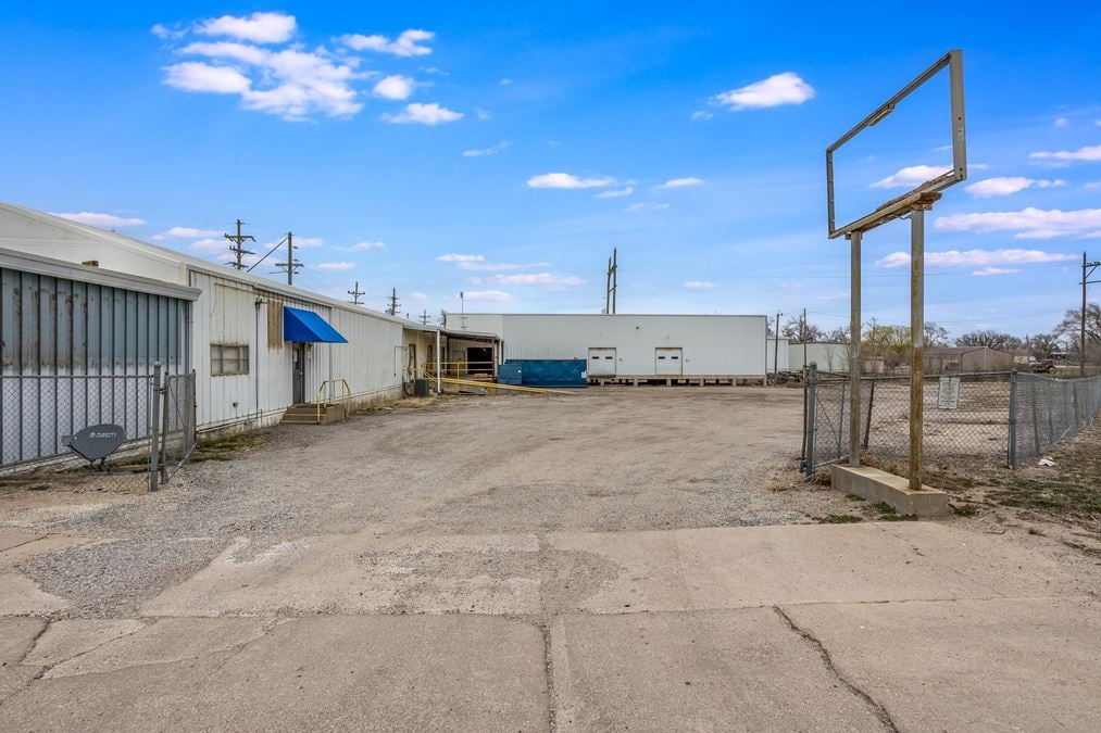 638 W 1st Ave, Hutchinson