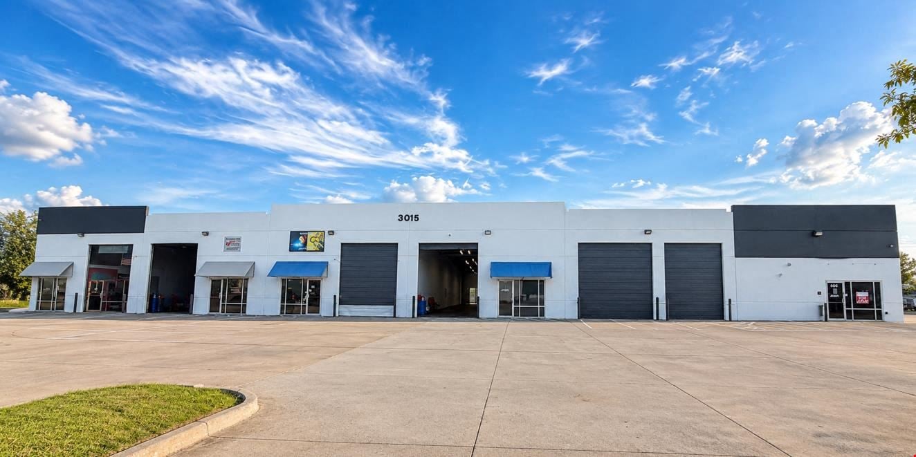 Eagle Drive Business Warehouse Center