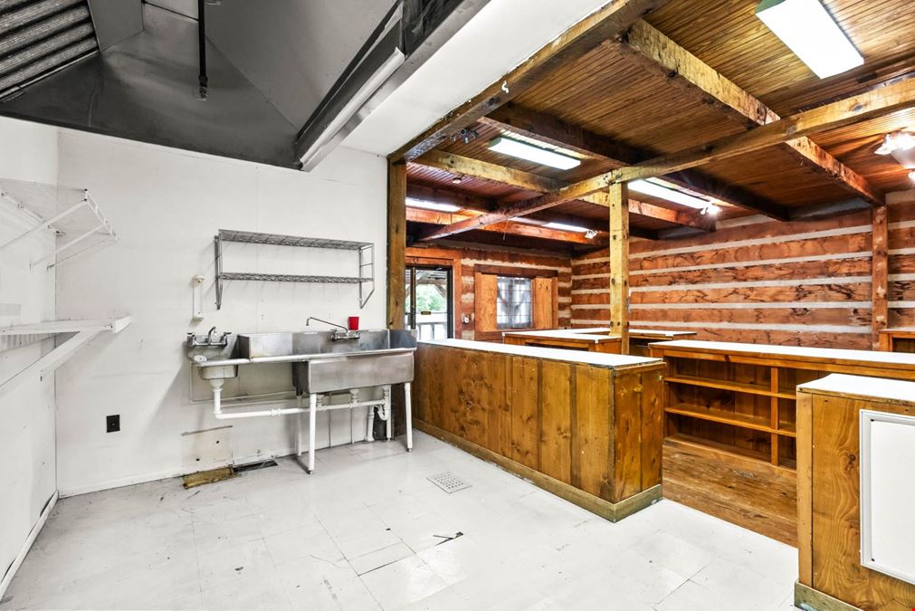 2350 Squire Boone Rd SW