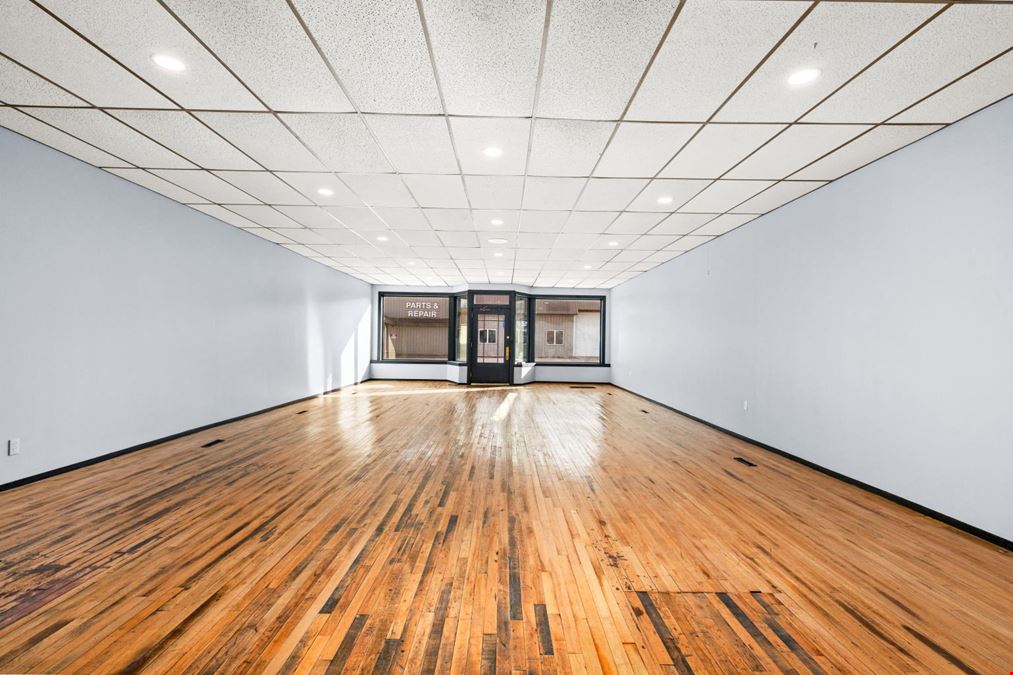 Solid Retail Location|113 W 7th Ave Floodwood, MN 55736