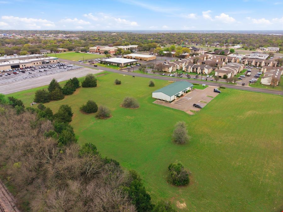 8020 Central Park Dr