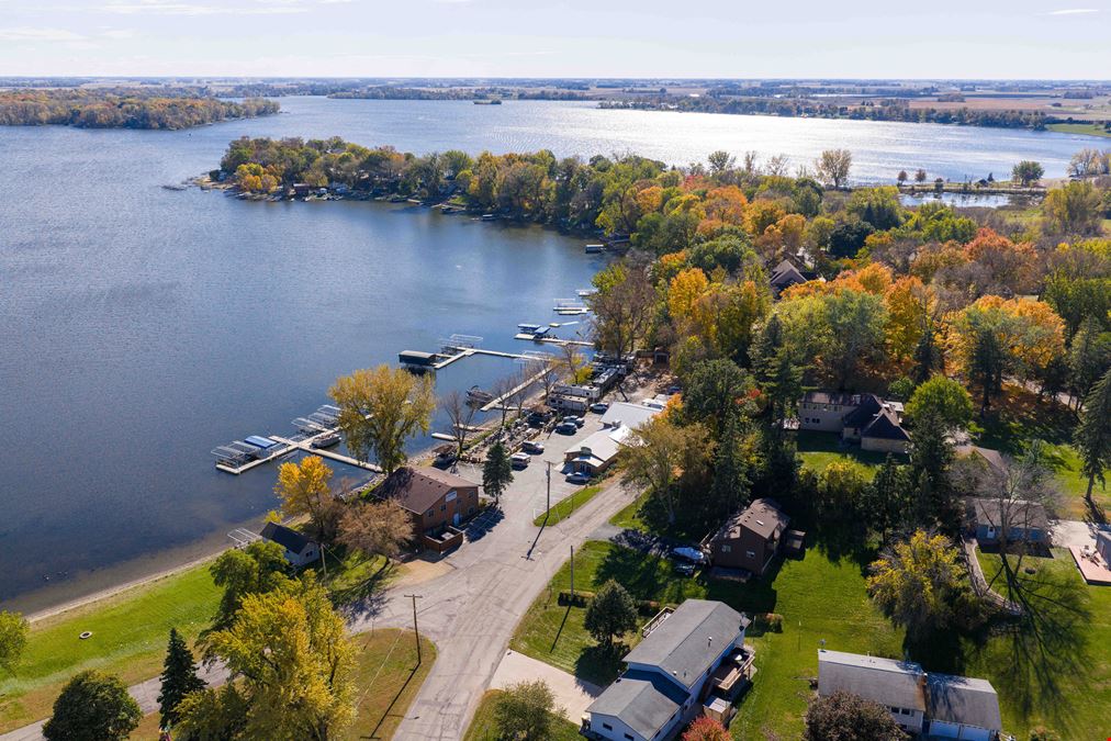 The Landing on Madison Restaurant + Rentals