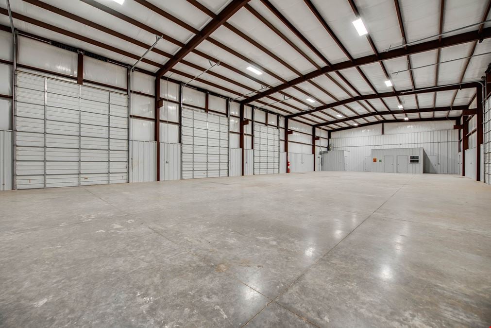 Industrial Shop/Office w/Wash-Bay on 2.45 Acres