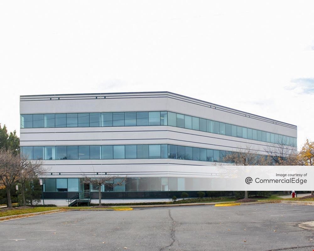 Monroe Business Center 4