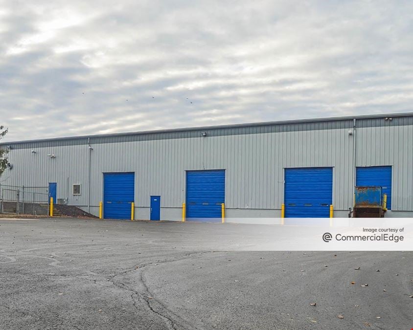 400 Commerce Blvd