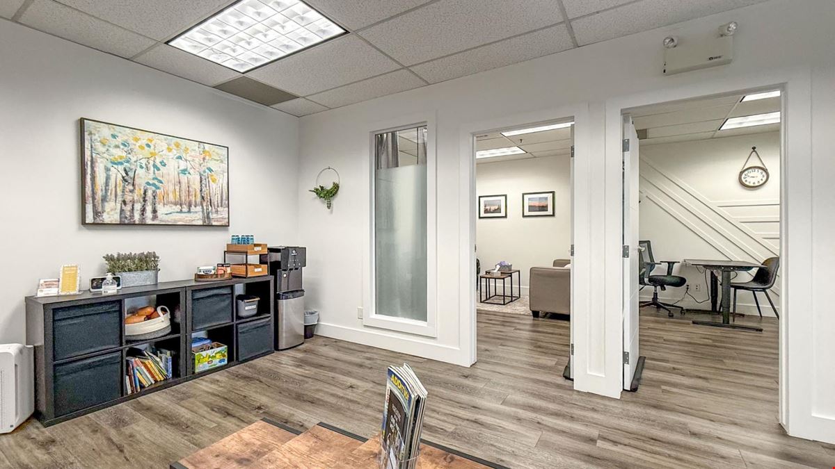Sublease office space in Richter Place - Downtown 