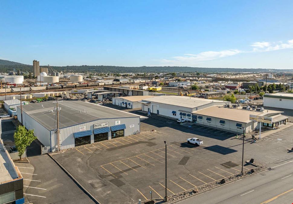 Multi-Tenant Industrial/Retail Investment Opportunity