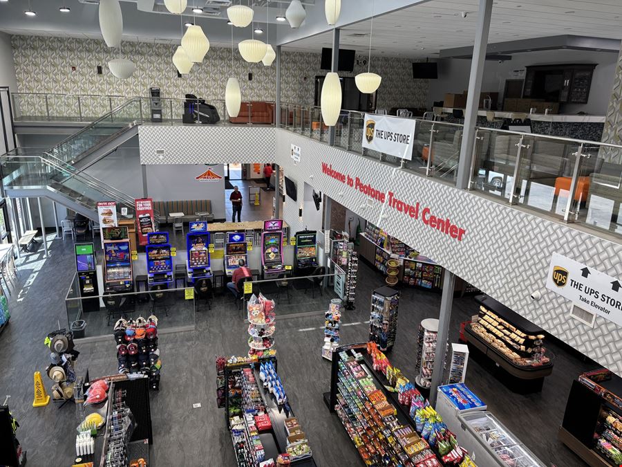 Flexible Retail/Service Space Currently Turnkey Bar