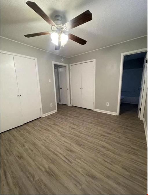 Raider's Court Apartment Lubbock