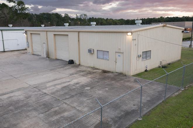 Preview of Industrial space for Rent at 2407B South Houston Avenue
