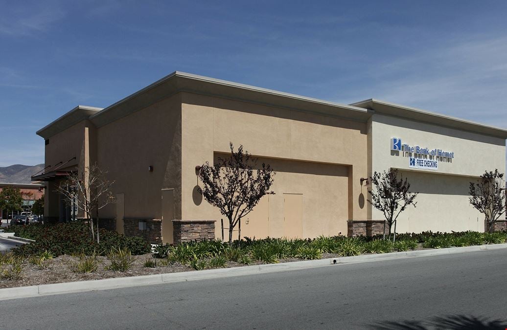 Shops at Mt. San Jacinto