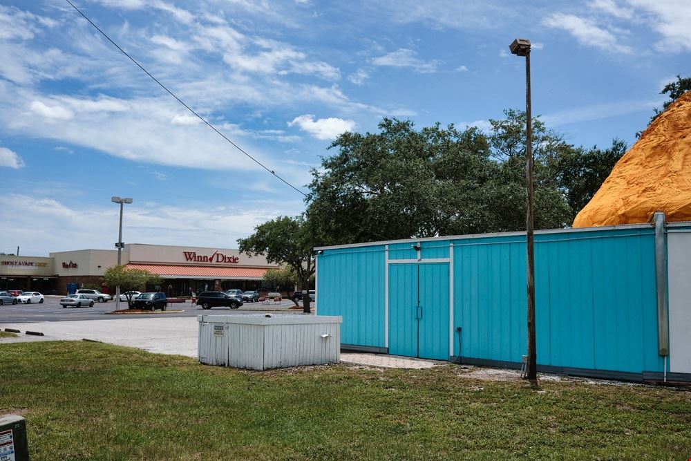 Quick Service Restaurant - For Sale