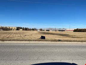 4.9 ACRES OF RETAIL DEVELOPMENT OPPORTUNITY