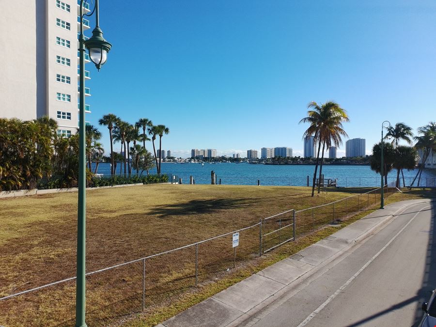 386 Blue Heron Boulevard