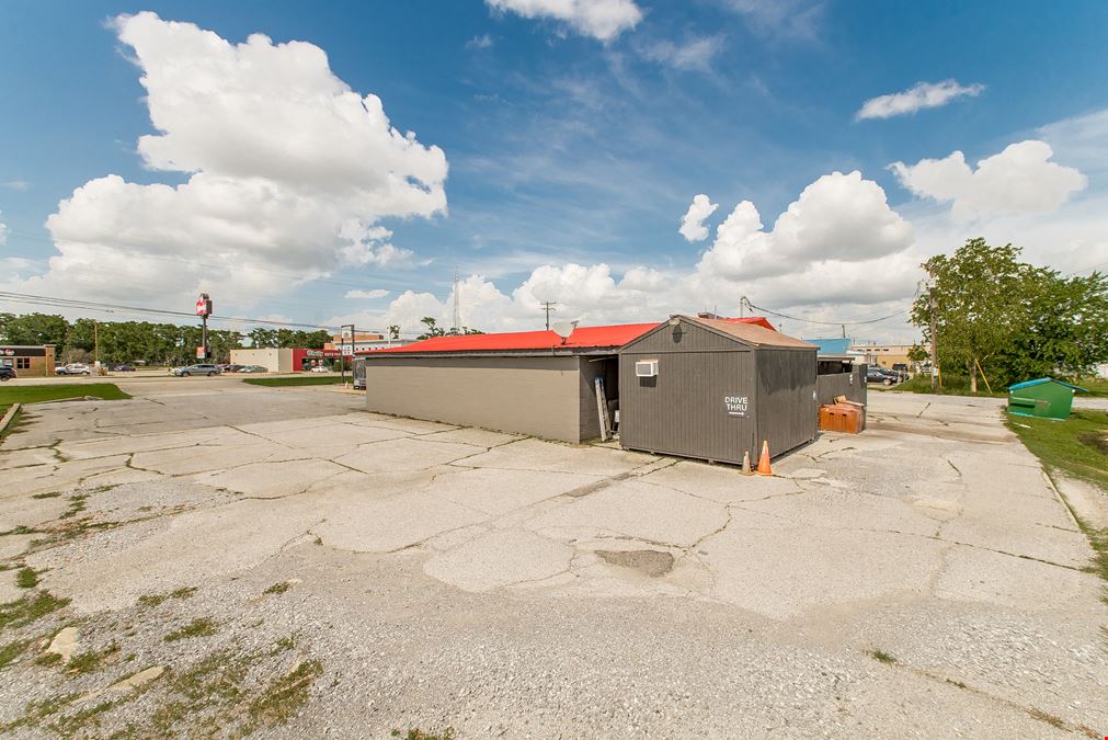 FOR SALE |  TURNKEY RESTAURANT + REAL ESTATE