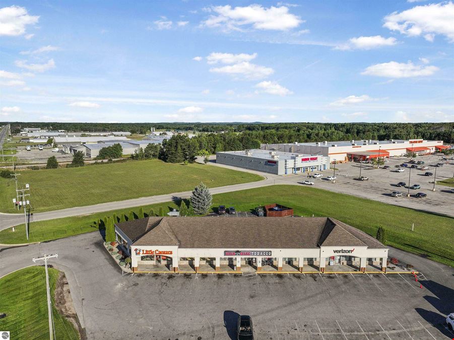 Highly Visible Retail Space in Cadillac, MI