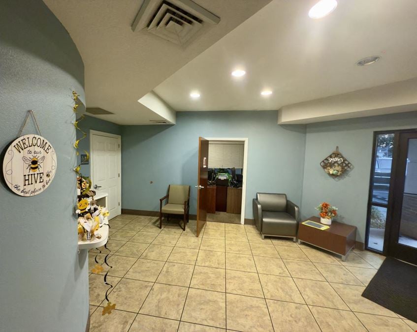 3,524 SF single-story Class B office building