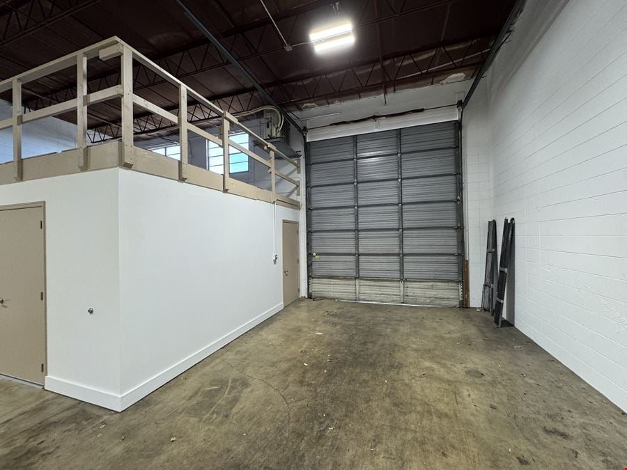 2100 W Central Blvd