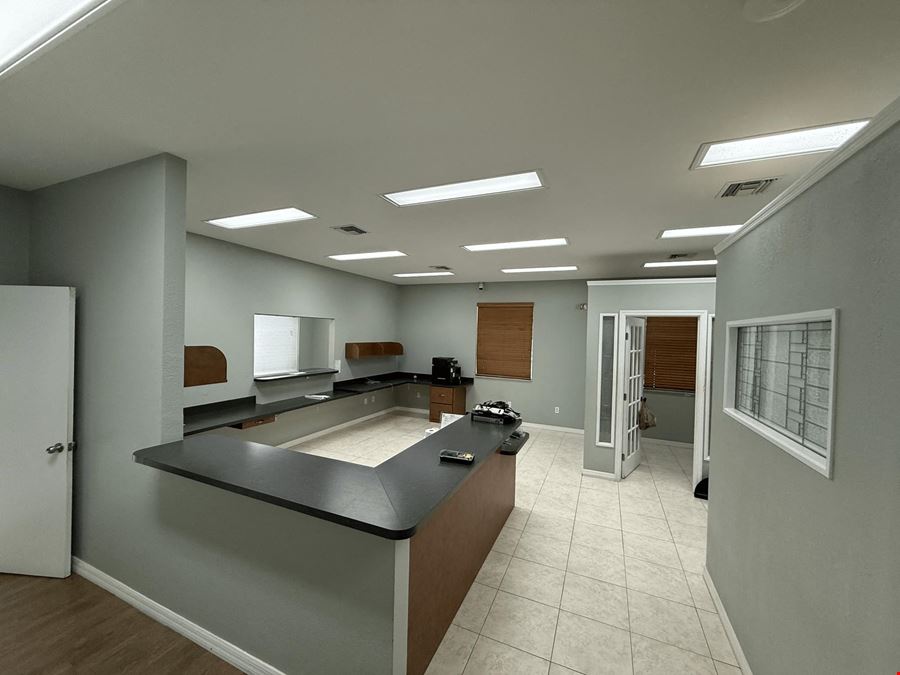 Sebring Commercial Space